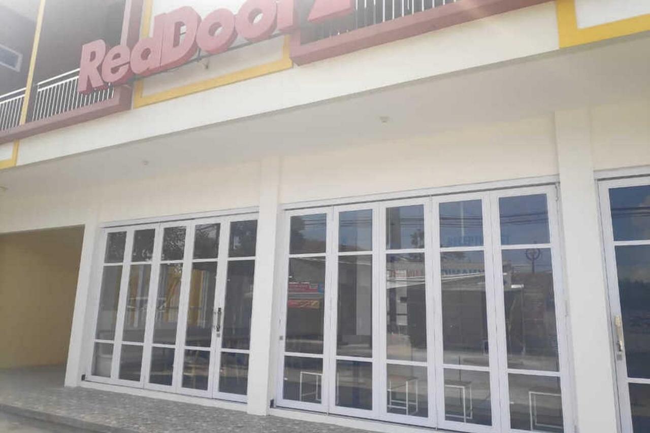 Reddoorz Near Universitas Muhammadiyah Purwokerto Kembaran Exterior foto